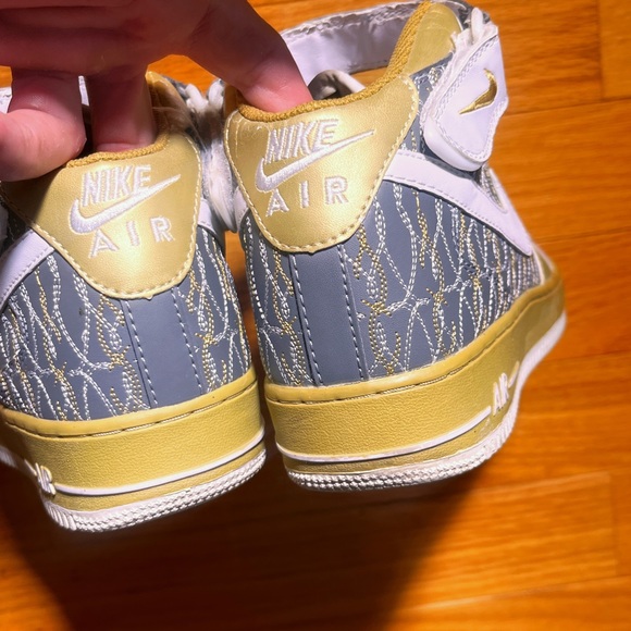 RARE Nike Air Force One Mid XXV (25 years of AF1) gold pattern 2007 - Picture 4 of 7
